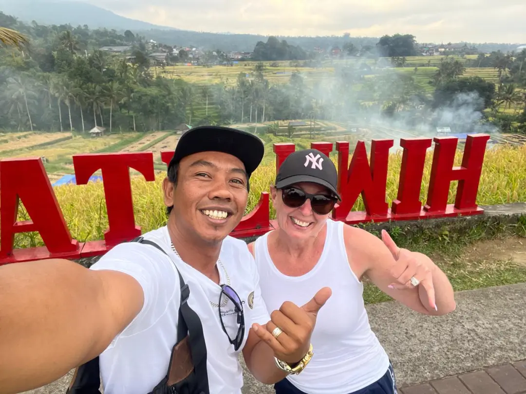 Selfie with a guest at the Jatiluwih rice terraces sign